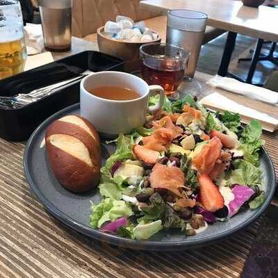 Wired Cafeルクア大阪