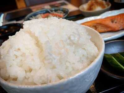 鮭山マス男商店桜木店