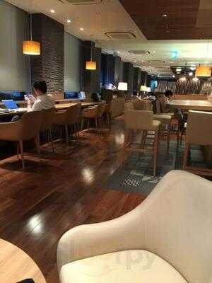 モスカフェ 烏丸六角店