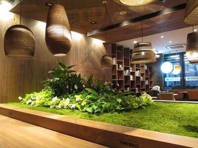 モスカフェ 烏丸六角店