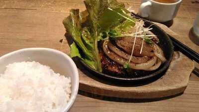 ワインちゃん 瓦・町・路・地