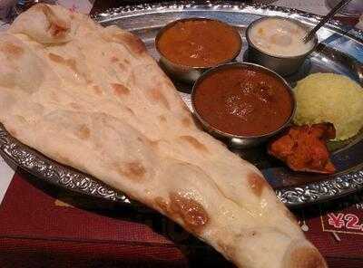 Sapana 水道橋西口店