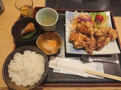 水たき料亭 博多華味鳥 心斎橋店
