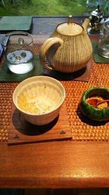 遊形 サロン・ド・テ