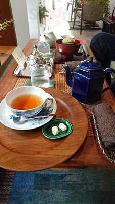 遊形 サロン・ド・テ