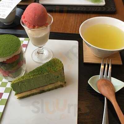 表参道 茶茶の間