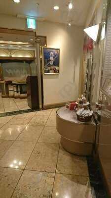 チャイナテーブル