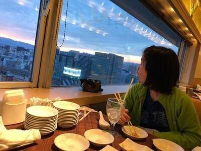 チャイナテーブル