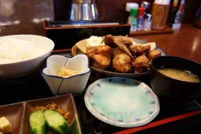 若とり 大通南店