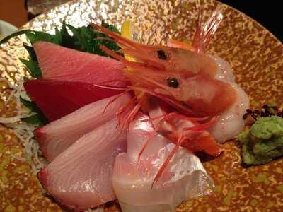 鮨酒肴や 魚忠本店