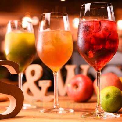 炭火とワイン 梅田店