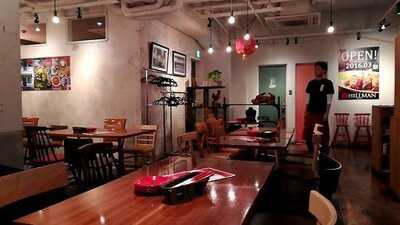 Hillman なんば店