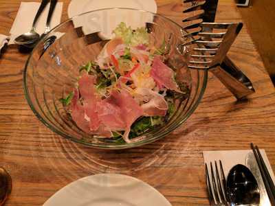 イタリアンバル＆グリル センバキッチン 本店