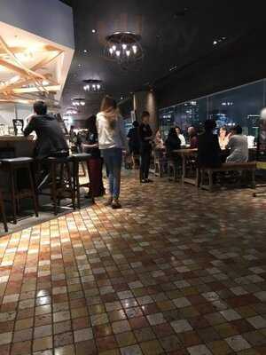 日本酒バル さわら