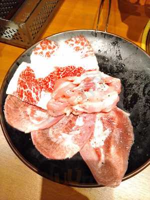 食辛房 広島白島qガーデン店