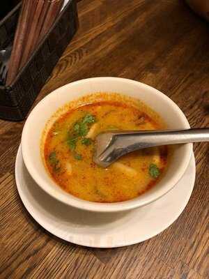 タイ料理 スワンナプームタイ 大阪