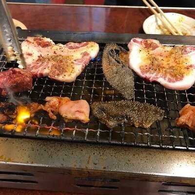 焼肉・塩ホルモン　アジェ　松原本店