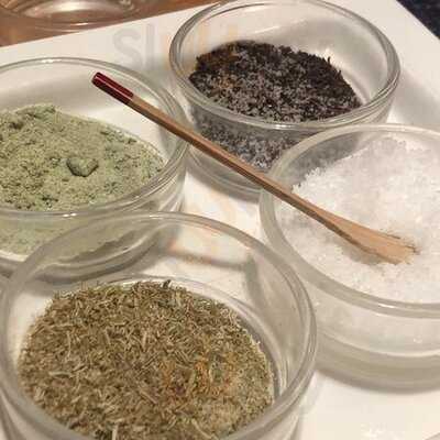 天ぷら新宿つな八 大丸店