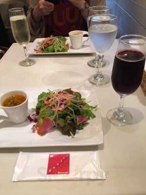 アマルフィイ モデルナ