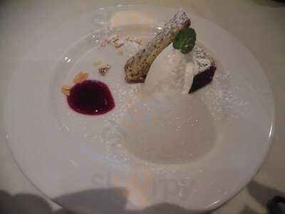 アマルフィイ モデルナ