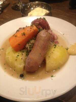 ビストロ・スリージェ