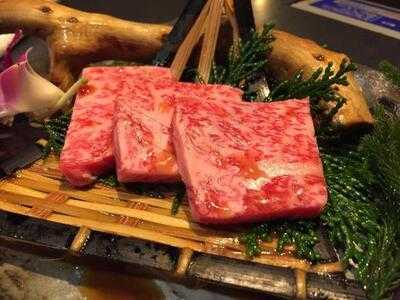 黒毛和牛 吟味屋 西区新町店