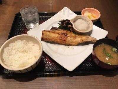 大戸屋ごはん処　 新丸の内センタービル店