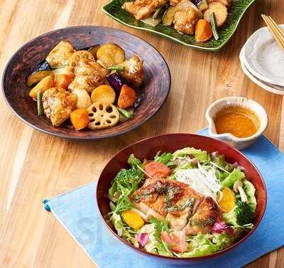 大戸屋ごはん処　 新丸の内センタービル店