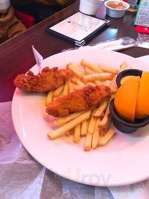 フライデーズ ユニバーサルシティ ワコウビル店