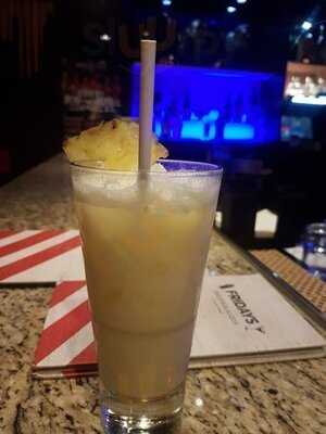 フライデーズ ユニバーサルシティ ワコウビル店