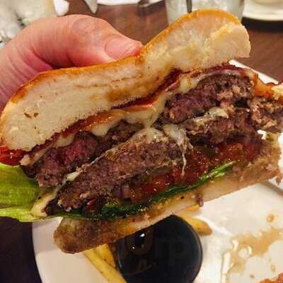 フライデーズ ユニバーサルシティ ワコウビル店