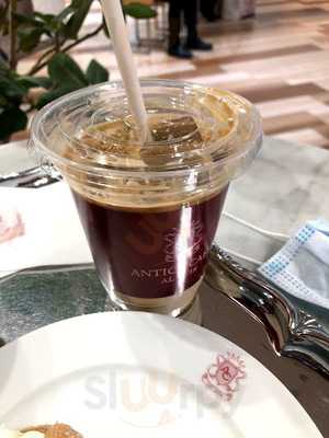 アンティコカフェアルアビス阪急三番街店