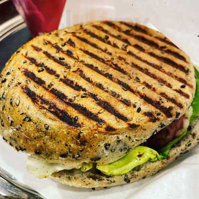 アンティコカフェアルアビス阪急三番街店