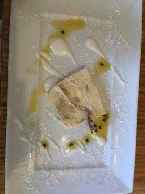 ビストロ ラ・プリュム