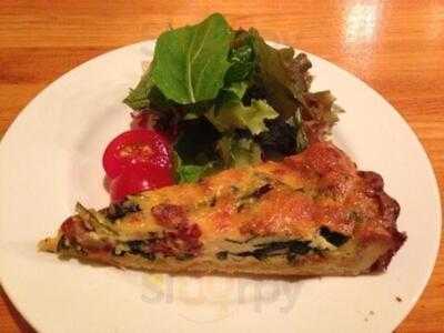 シャンパン食堂