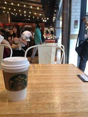 スターバックスコーヒー エキマルシェ新大阪店