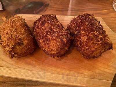 西冨家コロッケ店