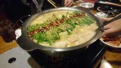 牛もつ鍋専門 やま本