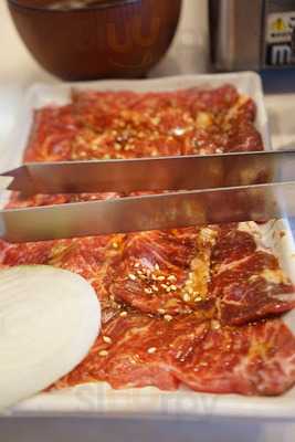 焼肉牡丹 古町通6番町本店