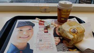 マクドナルド 梅田茶屋町店