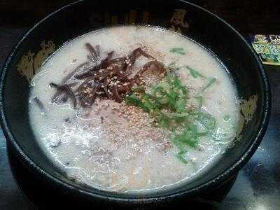 とんこつラーメン 博多風龍 秋葉原総本店