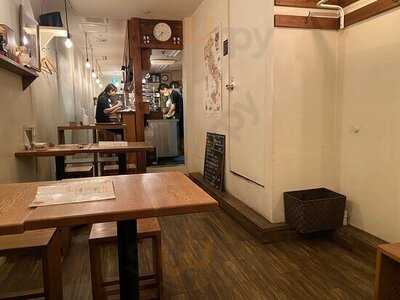 バー くえろ・くえら