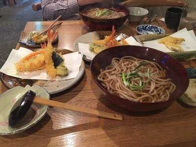 自家製粉石臼挽きうどん 青空blue