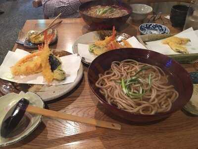 自家製粉石臼挽きうどん 青空blue