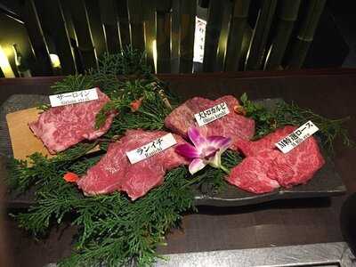 松阪牛焼肉m 難波店