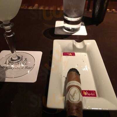 ザキャピトル バー