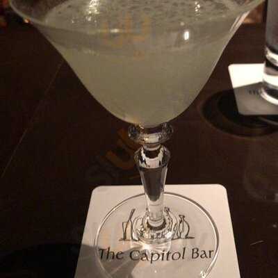 ザキャピトル バー