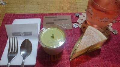 トシ・ヨロイヅカ