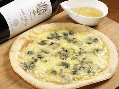 ワインカフェ京都烏丸