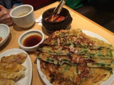 コリアンダイニング李朝園 上本町店